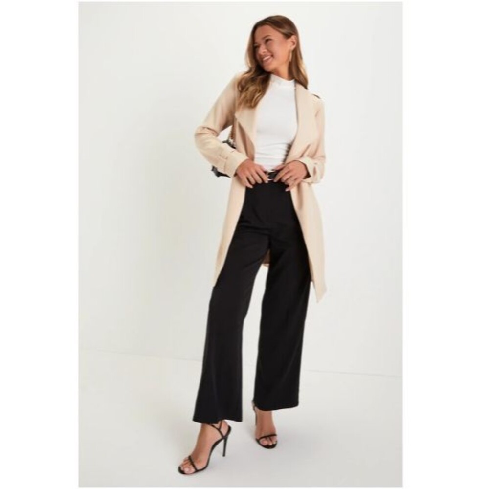 Winnipeg Beige Trench Coat for Women Classic Lightweight Long Belted Jacket - Picture 3 of 4